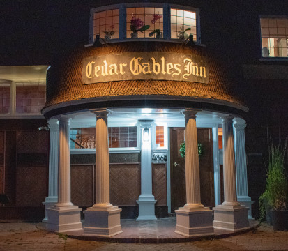 Cedar Gables Inn Exterior - Exterior