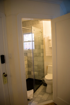 Cedar Gables Inn Standard Loft - Bathroom